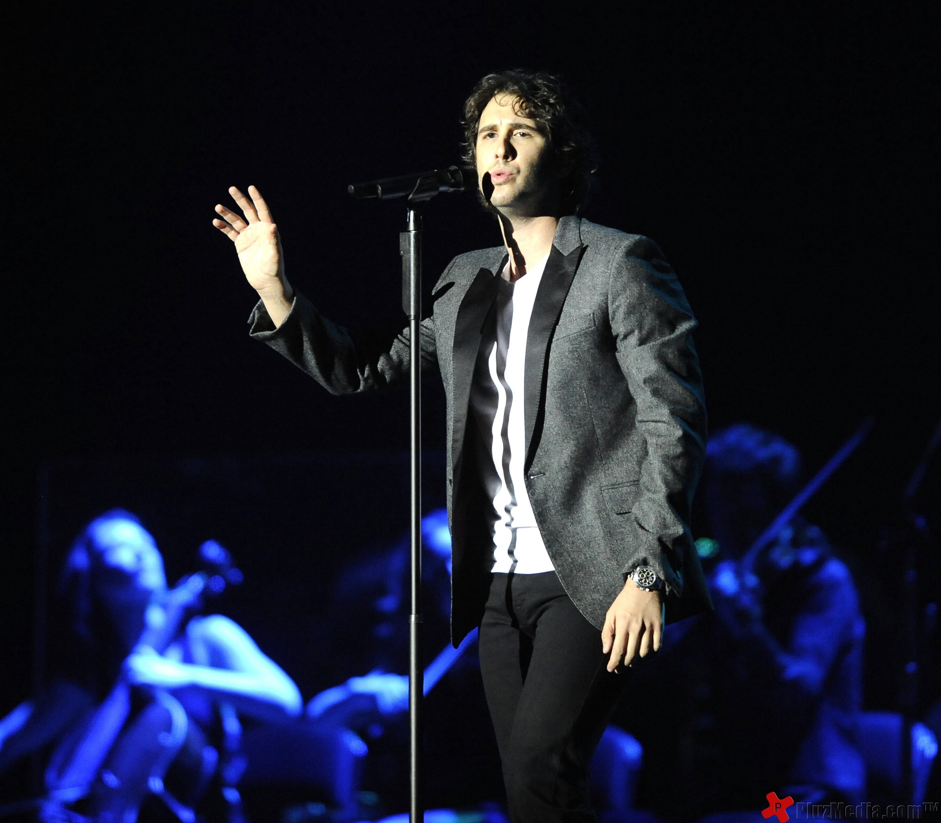 Josh Groban performs live at the Heineken Music Hall | Picture 92749